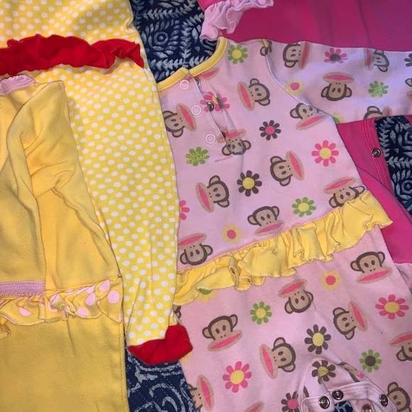 🐵🙊Bundle of 4 Paul frank onesies🐒💖 - Picture 4 of 5